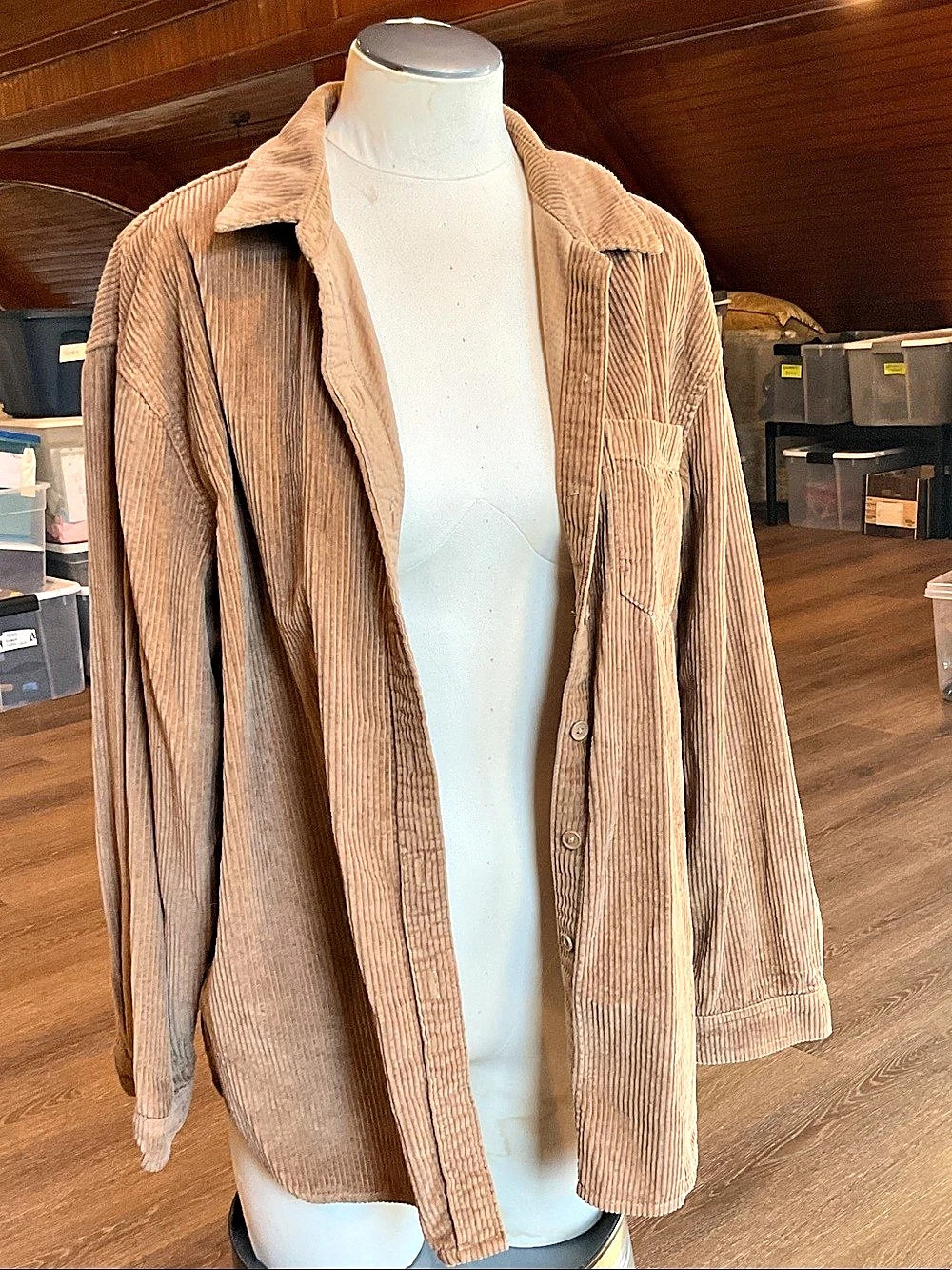 American Eagle AE Oversized Corduroy Button-Up Shirt Brown